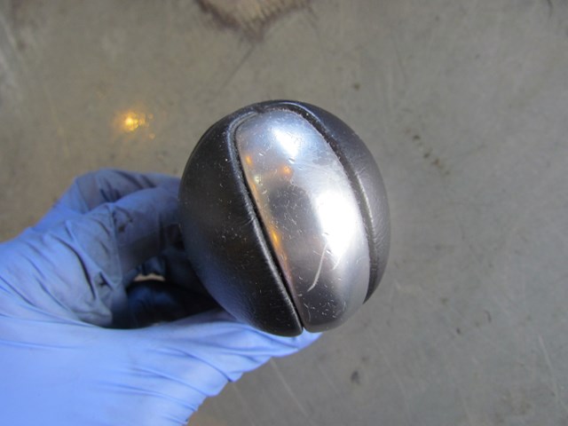 2009 Infiniti G37 Sedan Automatic Shift Knob