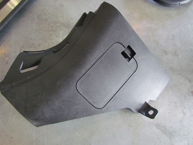 2009 Infiniti G37 Sedan LH Driver Kick Panel/Fuse Cover 