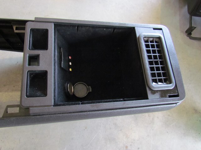 2009 Infiniti G37 Sedan Center Console Lower Portion