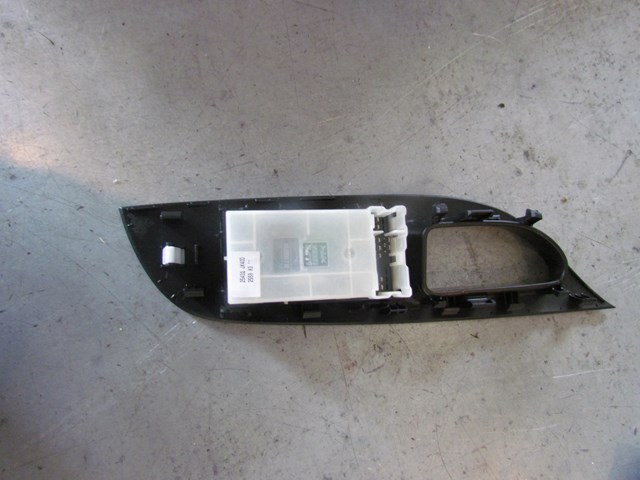 2009 Infiniti G37 Sedan Rear LH Driver Door Switch 25431 JK40D