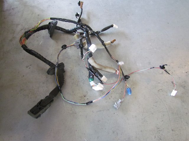 2009 Infiniti G37 Sedan Front LH Driver Door Wiring 24125 1NA0D