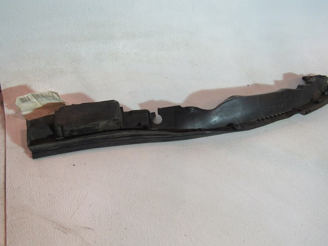 07 08 09 10 11 Infiniti G35 G37 Sedan LH Driver Hood & Fender Seal 65821 JK000