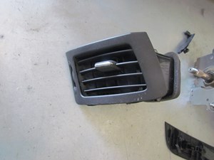 2009 Infiniti G37x Sedan LH Driver Dash Vent 