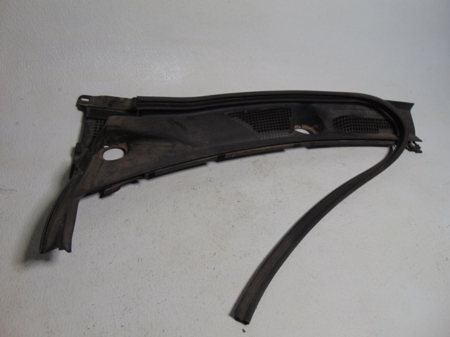 2009 Infiniti G37x Sedan LH Driver Wiper Cowl 66863 JK600