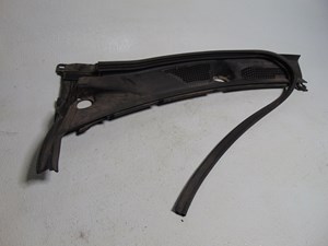 2009 Infiniti G37x Sedan LH Driver Wiper Cowl 66863 JK600