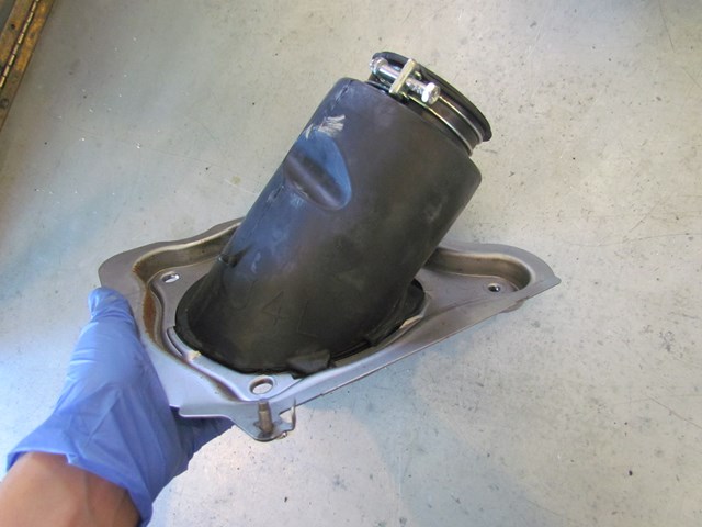 2009 Infiniti G37x Sedan Steering Column Firewall Boot