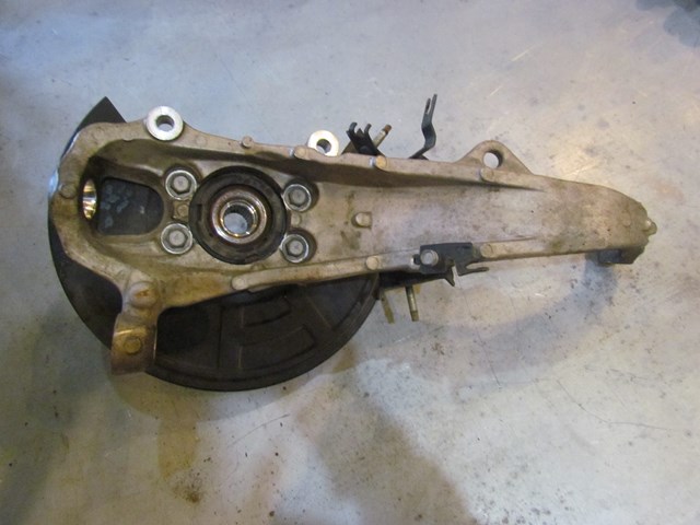 2009 Infiniti G37x Sedan Front RH Passenger Spindle