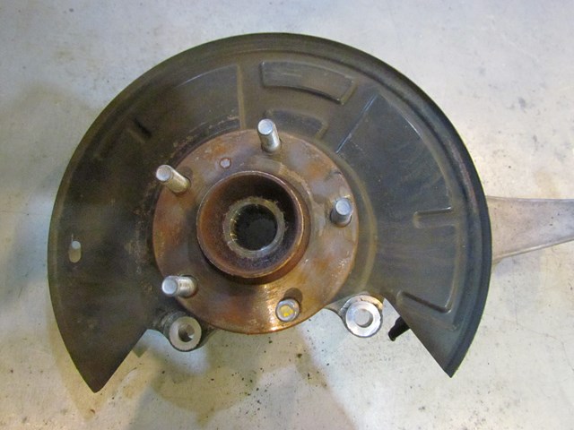2009 Infiniti G37x Sedan Front RH Passenger Spindle