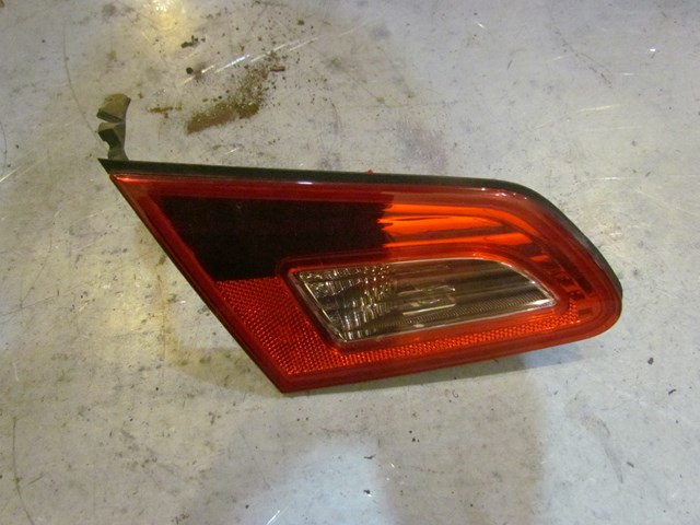 2009 Infiniti G37x Sedan LH Driver Inner Trunk Mounted Tail Light
