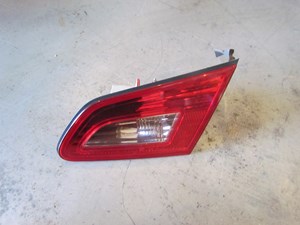 2009 Infiniti G37x Sedan RH Passenger Inner Tail Light