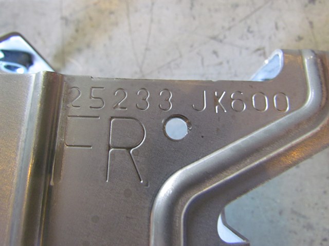 2009 Infiniti G37x Sedan Communication Control Bracket