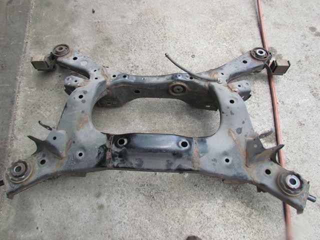 2009 Infiniti G37x Sedan Rear Subframe 