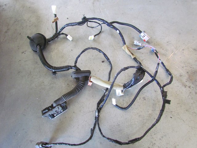 2009 Infiniti G37 Coupe LH Driver Door Wiring 24125 JL01A