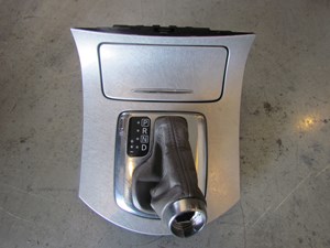 2009 Infiniti G37 Coupe Shifter Trim & Ashtray-Wheat Boot