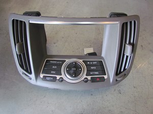 2009 Infiniti G37 Coupe Radio Controls Dash Vents-Wheat