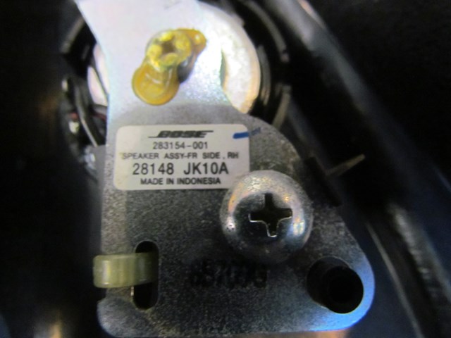 2009 Infiniti G37 RH Passenger Sail Panel w/Tweeter 28148JK10A