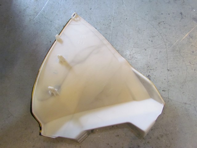 2009 Infiniti G37 Coupe RH Passenger Lower Kick Panel