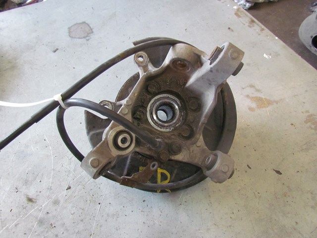 2009 Infiniti G37x Coupe Rear RH Passenger Spindle