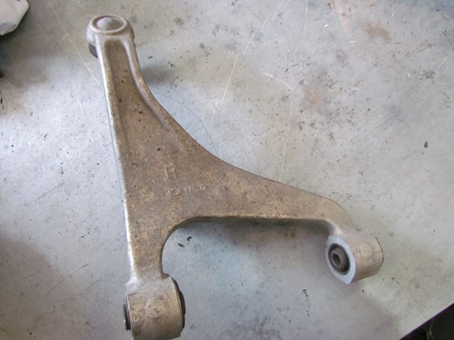 2009 Infiniti G37x Coupe Rear RH Upper Control Arm