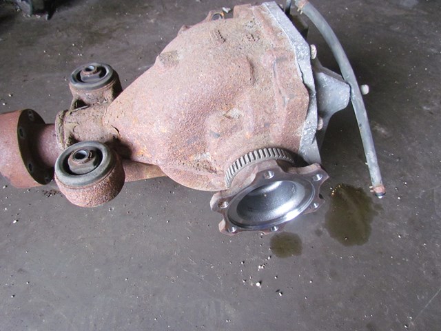 2009 Infiniti G37x Coupe Rear Differential