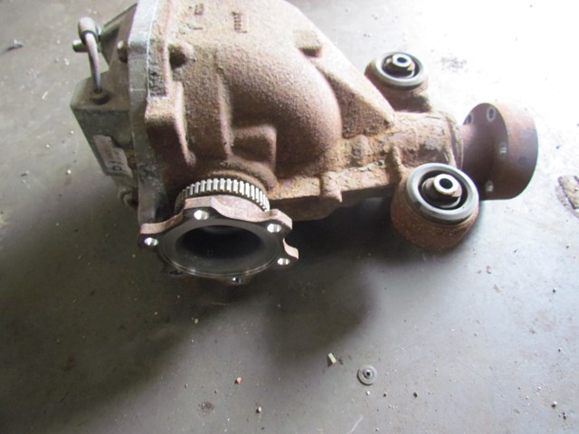 2009 Infiniti G37x Coupe Rear Differential