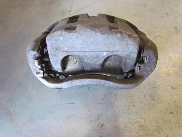 2009 Infiniti G37x Front RH Passenger Caliper