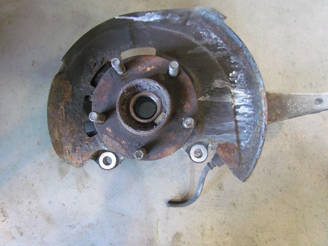 2009 Infiniti G37x Coupe Front RH Passenger Spindle