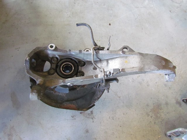 2009 Infiniti G37x Coupe Front RH Passenger Spindle