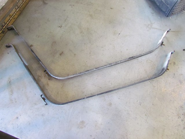 2009 Infiniti G37x Coupe Gas Tank Straps Fuel Tank Straps