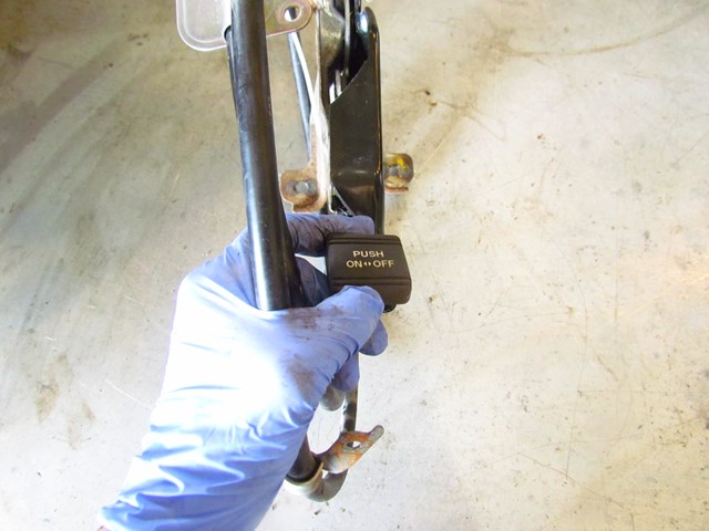 2009 Infiniti G37x Coupe Emergency Brake Cable & Pedal