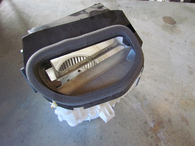 2004 Infiniti G35 Coupe Blower Motor 27200 AM600