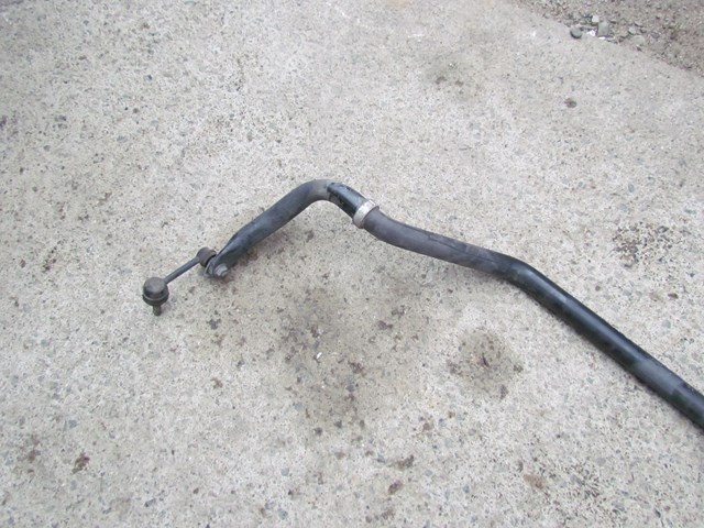 2004 Infiniti G35 Coupe Front Sway Bar w/Links