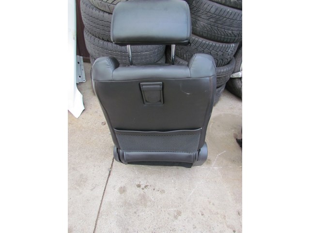 2004 Infiniti G35 Coupe Front RH Passenger Seat-Seat Details