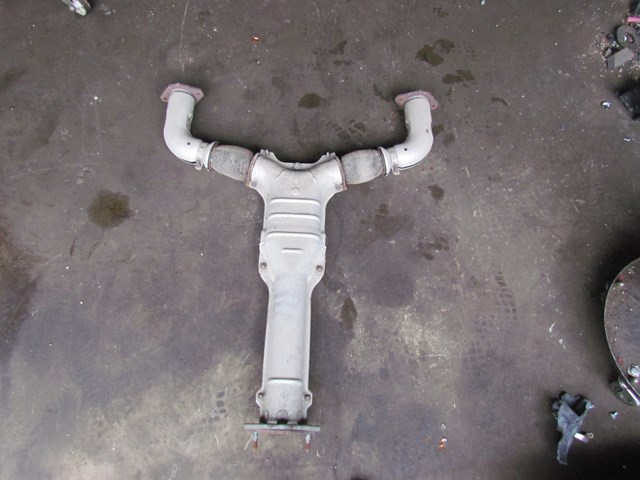 2004 Infiniti G35 Coupe Exhaust Y Pipe