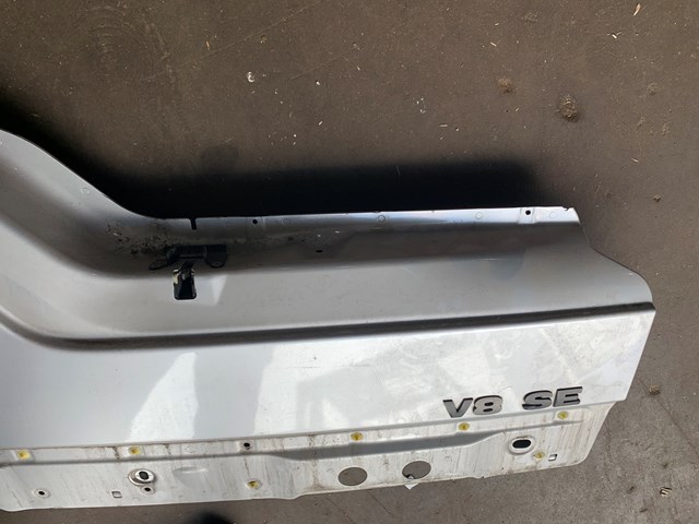 2005 Land Rover LR3 Lower Tail Gate Silver