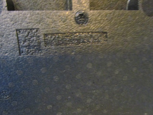 2005 Land Rover LR3 Trunk Spacer w/Jack & Tools KBE500090