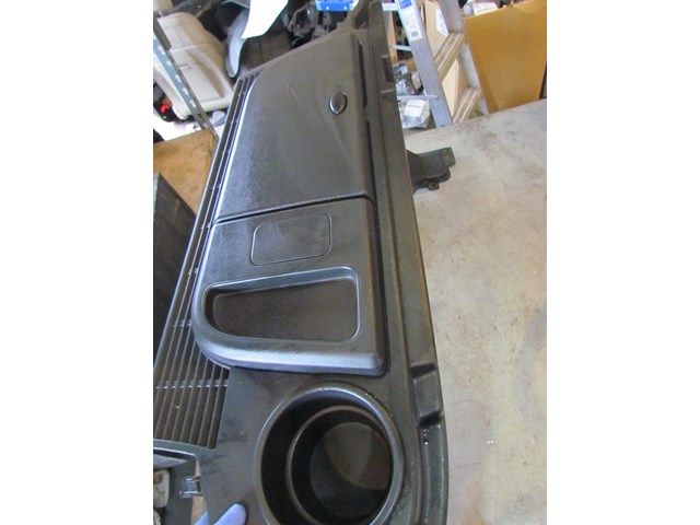 2005 Land Rover LR3 Rear RH Pass Quarter Trim Panel ESJ500741PVJ