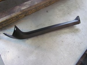 2005 Land Rover LR3 RH Upper Tail Gate Trim ERQ000062