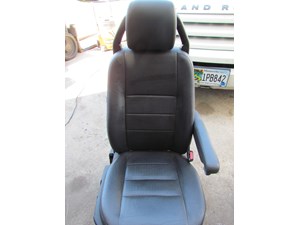 2005 Land Rover LR3 Front RH Passenger Seat See Details