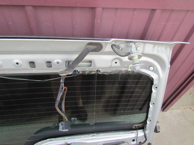 2005 Land Rover LR3 Hatch Upper Silver