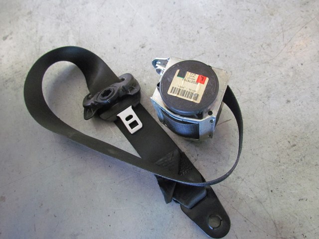 2005 Land Rover LR3 Front LH Driver Seat Belt