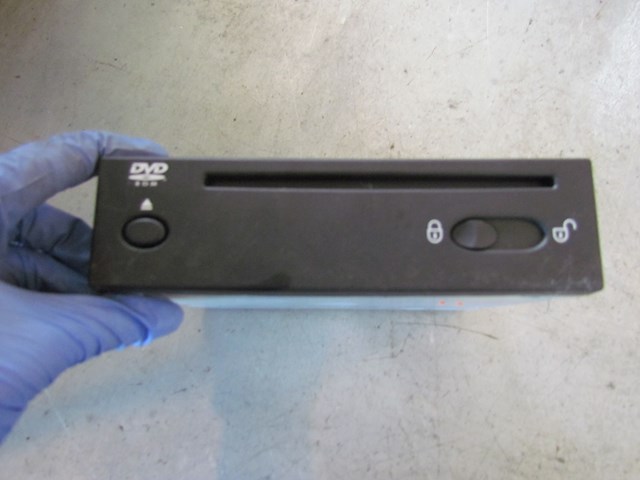 2005 Land Rover LR3 Navigation DVD Player YIB500070