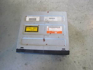 2005 Land Rover LR3 Navigation DVD Player YIB500070