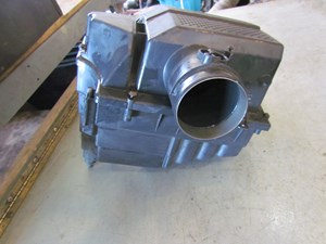 2005 Land Rover LR3 Air Cleaner Box PHB000476