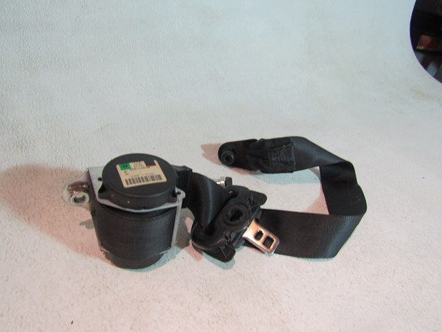 2005 Land Rover LR3 Rear RH Passenger Seat Belt