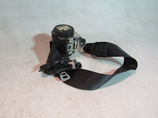 2005 Land Rover LR3 Rear RH Passenger Seat Belt