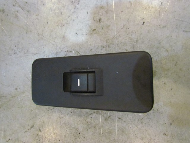 2005 Land Rover LR3 Front RH Passenger Door Switch YUD501070PVJ
