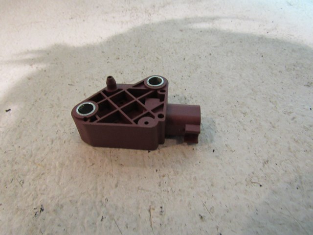 2005 Land Rover LR3 Impact Sensor YDB000141