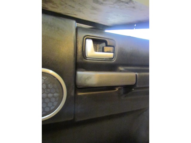2005 Land Rover LR3 Front RH Passenger Door Panel