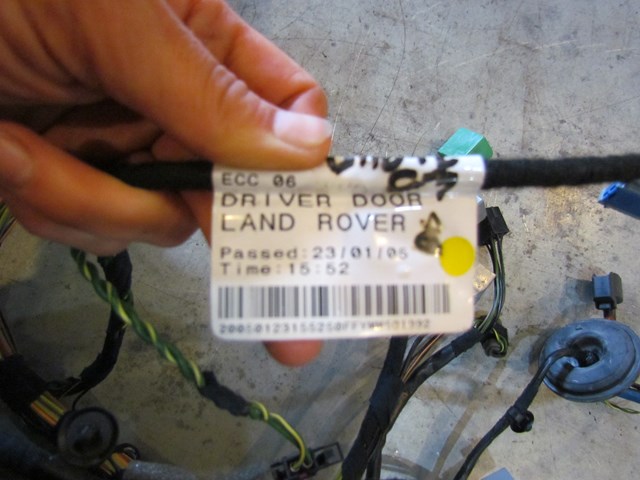 2005 Land Rover LR3 Front LH Driver Door Wiring YMM5019992C